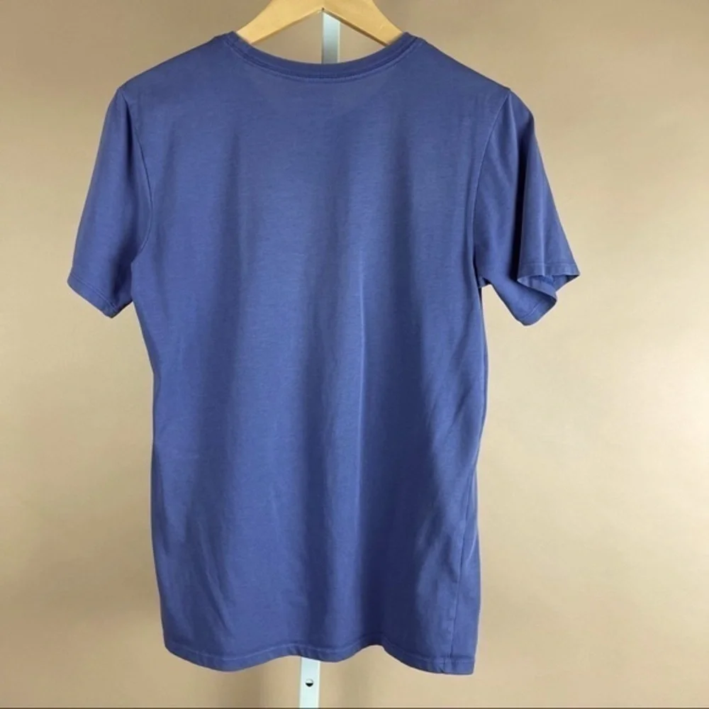 The Nike Tee Small Dri-Fit Strive For Greatness Graphic T Shirt Inspirational